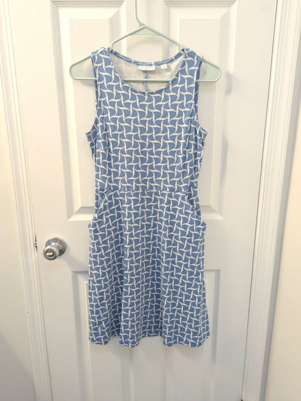 New York & Company printed sleeveless dress XS